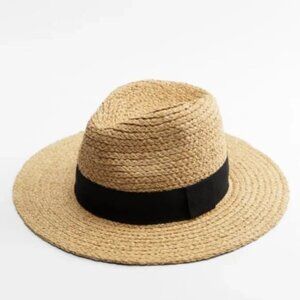 Straw Hat with Black Contrast Band